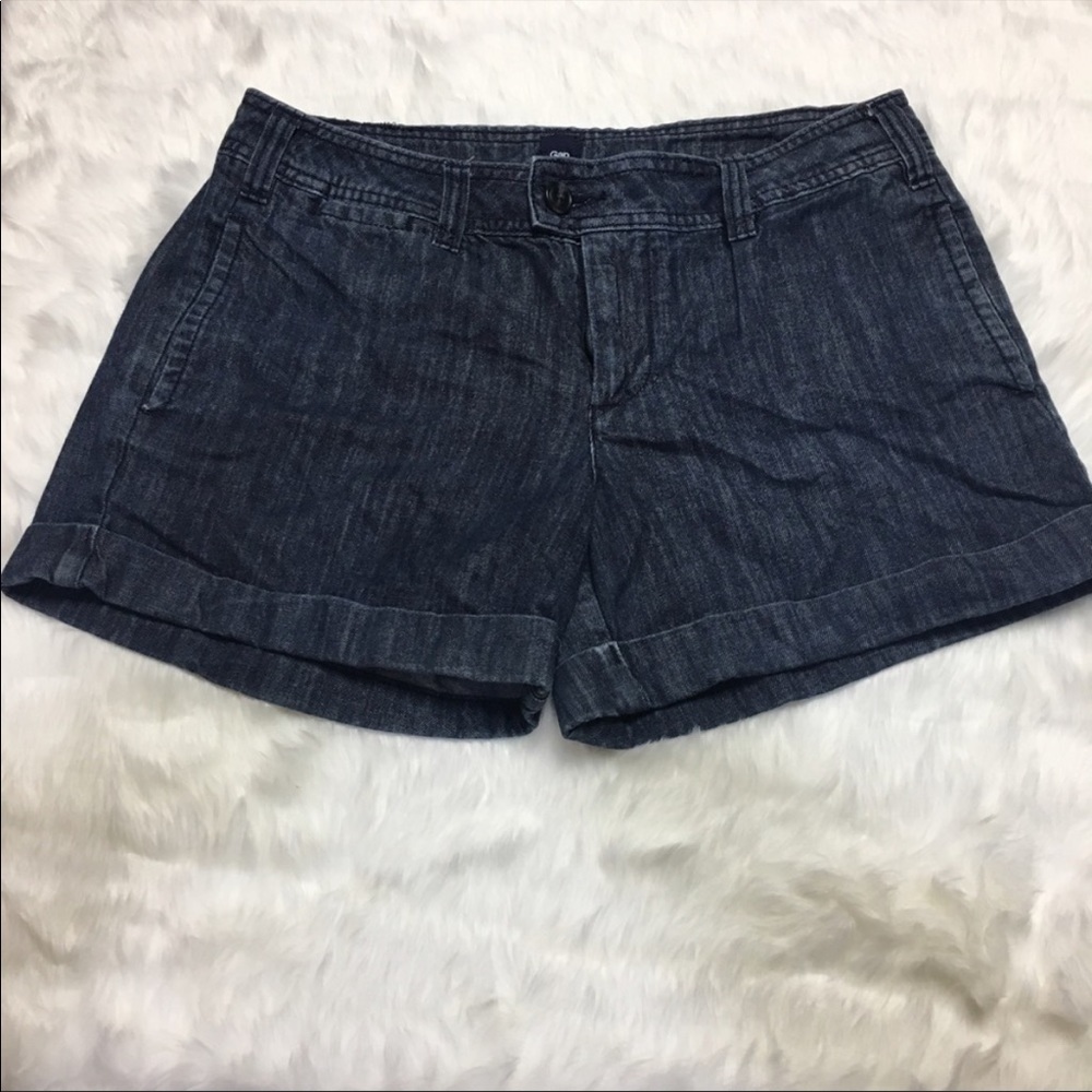 Gap shorts size 12 women